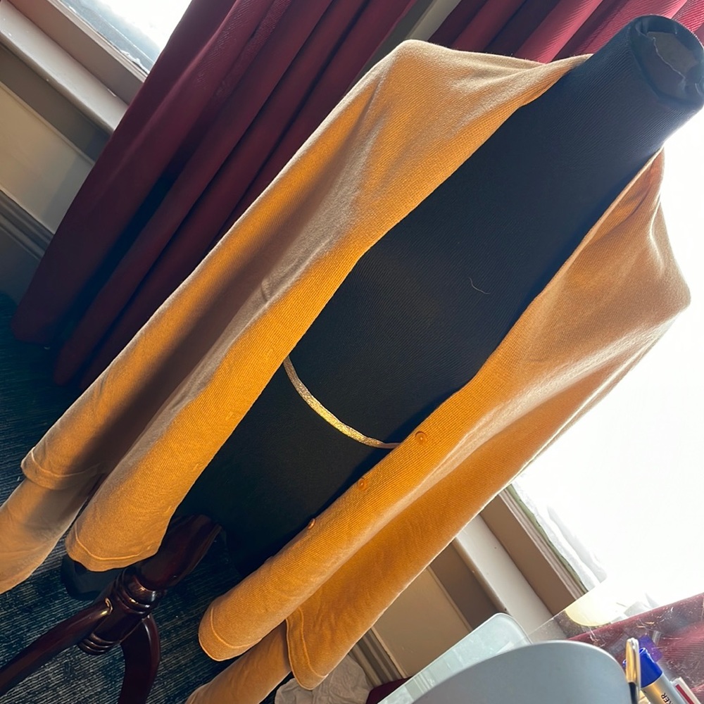 NWT  plus size shawl shoulder wrap w/buttons camel 🐪 color